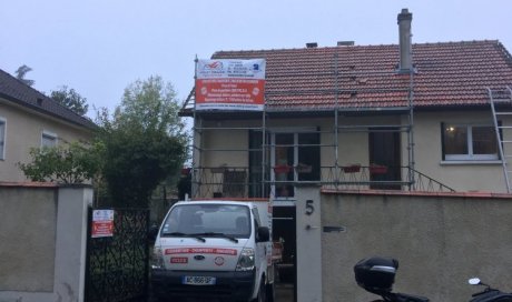 Travaux de couverture et rénovation de toiture d'une maison par couvreur à Livry-Gargan